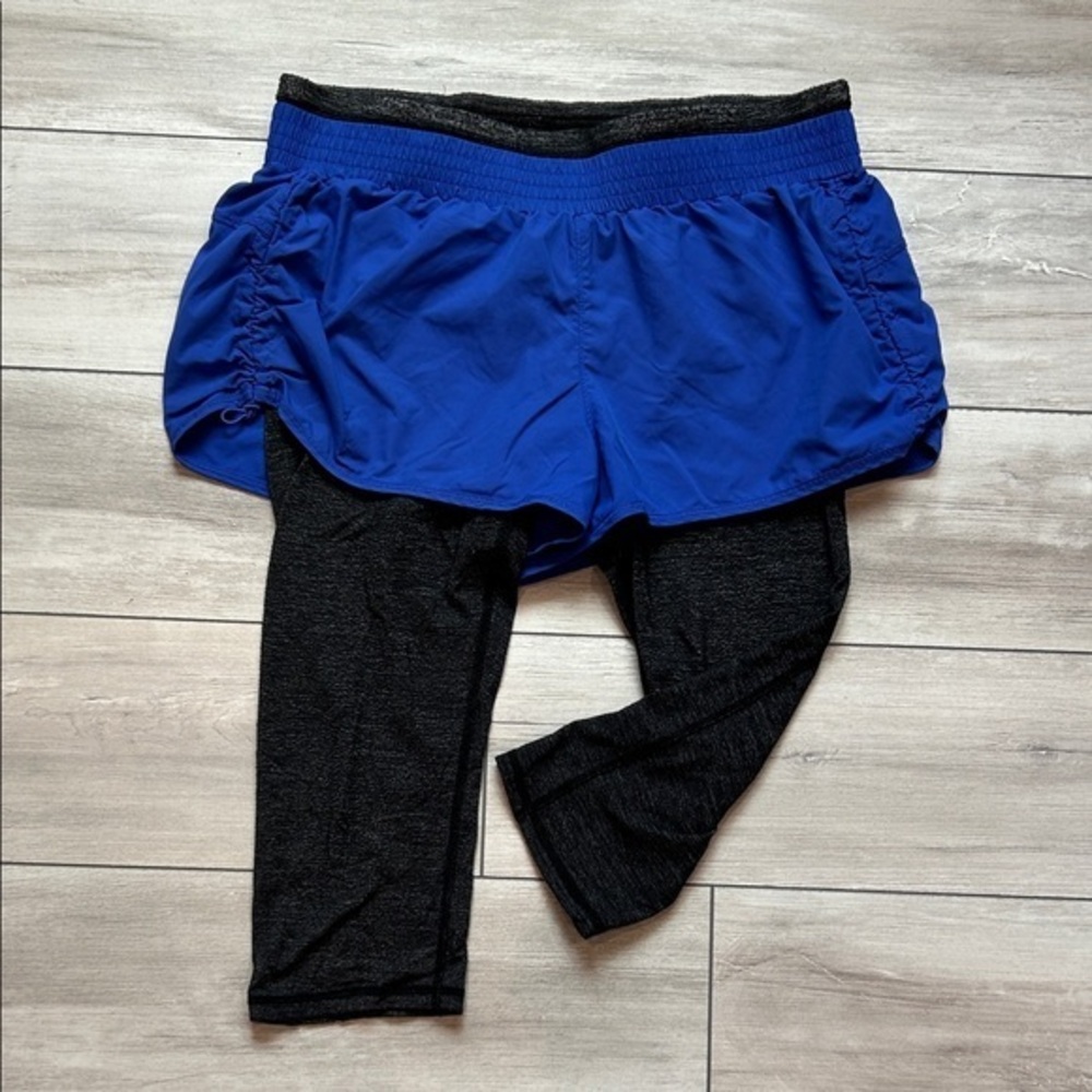 Athleta Go Getter 2-in-1 Knicker Shorts Over Capri leggings size medium